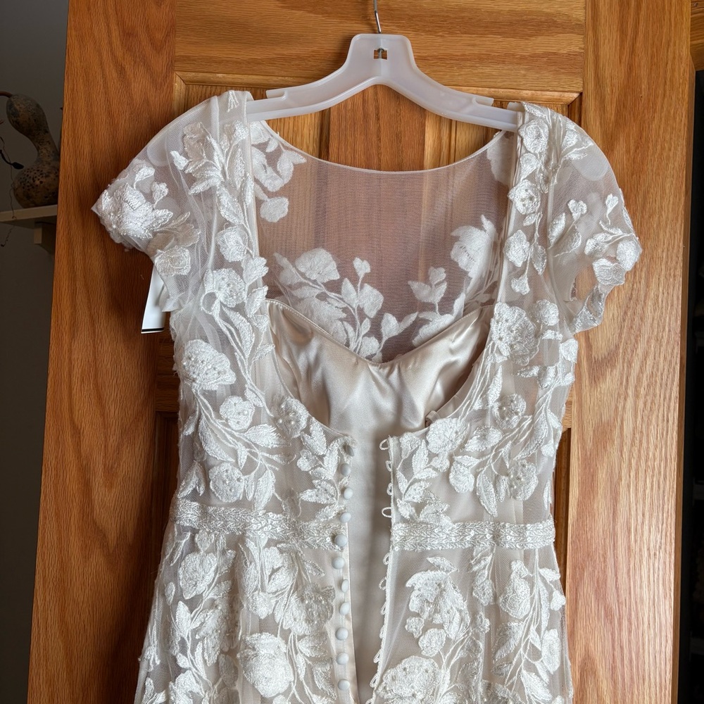 💙($1058) Melissa Sweet NWT wedding dress - Picture 11 of 12